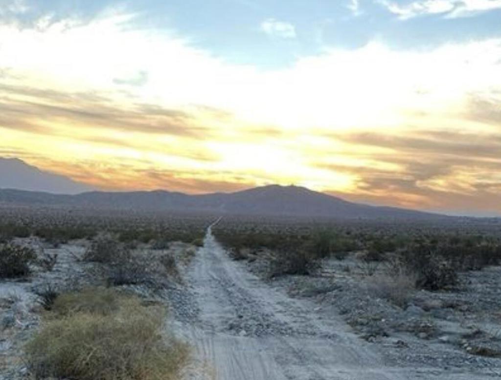10 ACRES Indio Hills area, Riverside County APN#697-170-015. This land sits east of Dillion and north of Fargo Canyon, raw desert land the GPS 33.7513,-116.1558. Beautiful desert area with a lot of plans for the area, check with Riverside County for a list. Seller is interested in financing with a reasonable downpayment. Buyer to verify all information