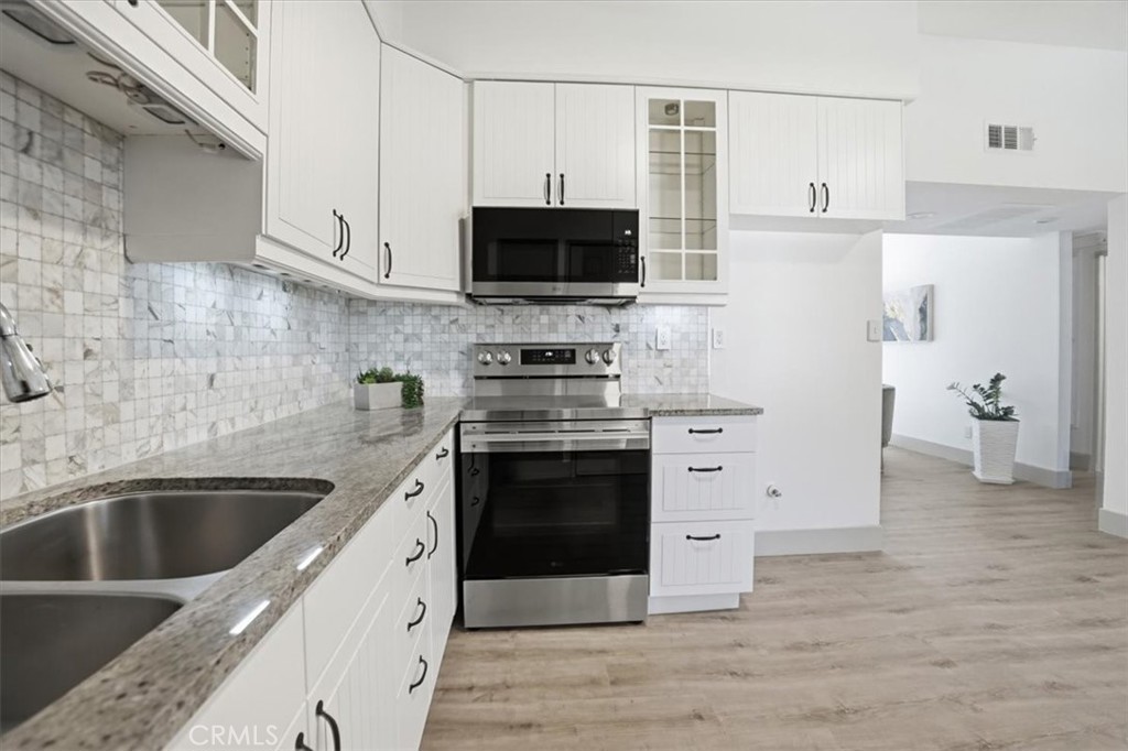 26116 Serrano Court 12