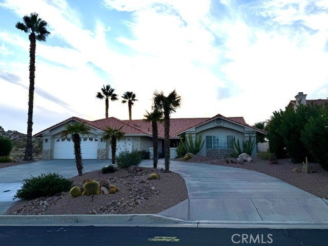 16196 Crown Valley