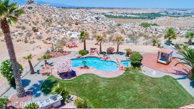 16196 Crown Valley
