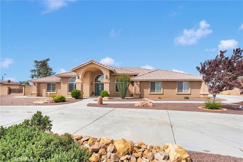 19501 Kinai Road Apple Valley CA 92307