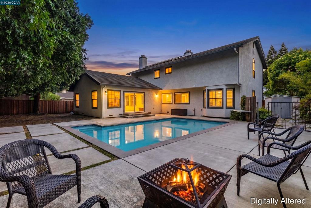 430 Oakwood Cir