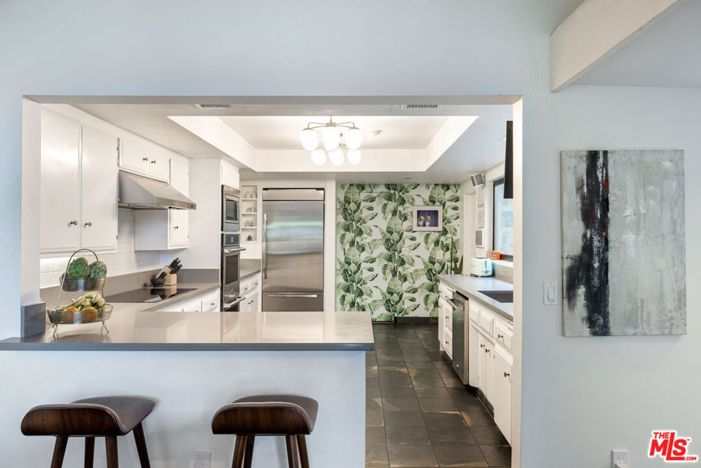4240 N Virginia Vista