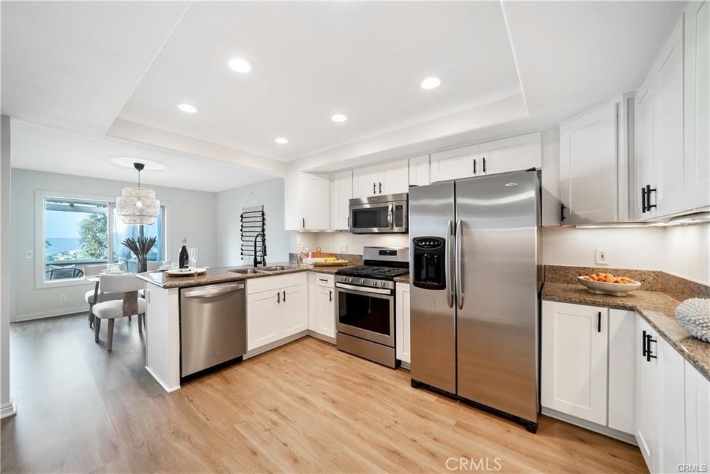 Seaview Townhomes (ST) - Residential