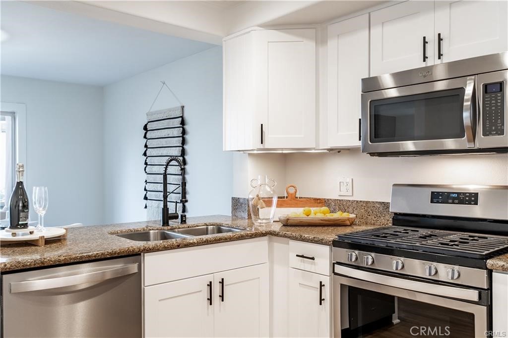 Seaview Townhomes (ST) - Residential