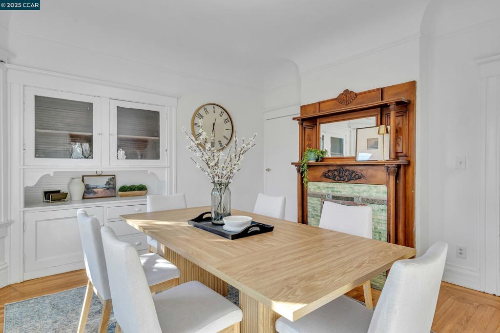 BERKELEY BOWL - Residential