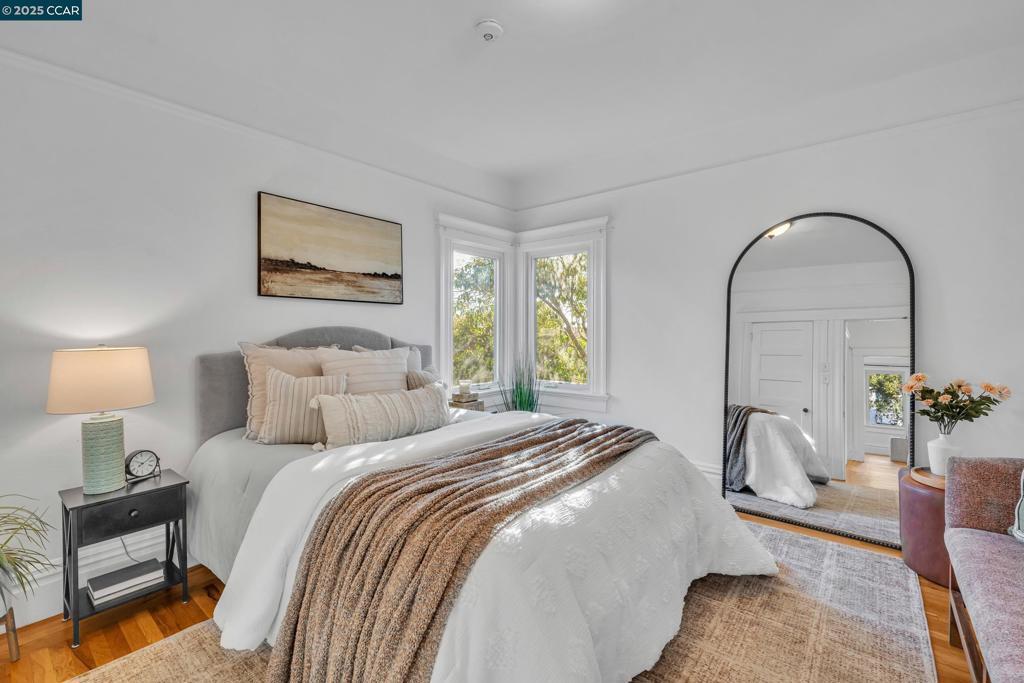 BERKELEY BOWL - Residential