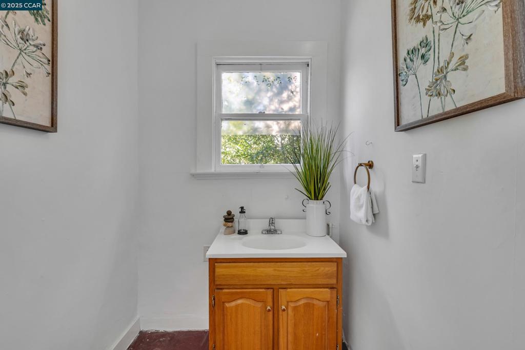 BERKELEY BOWL - Residential