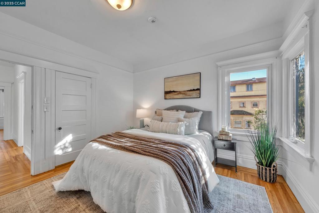 BERKELEY BOWL - Residential