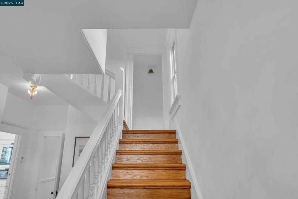 BERKELEY BOWL - Residential