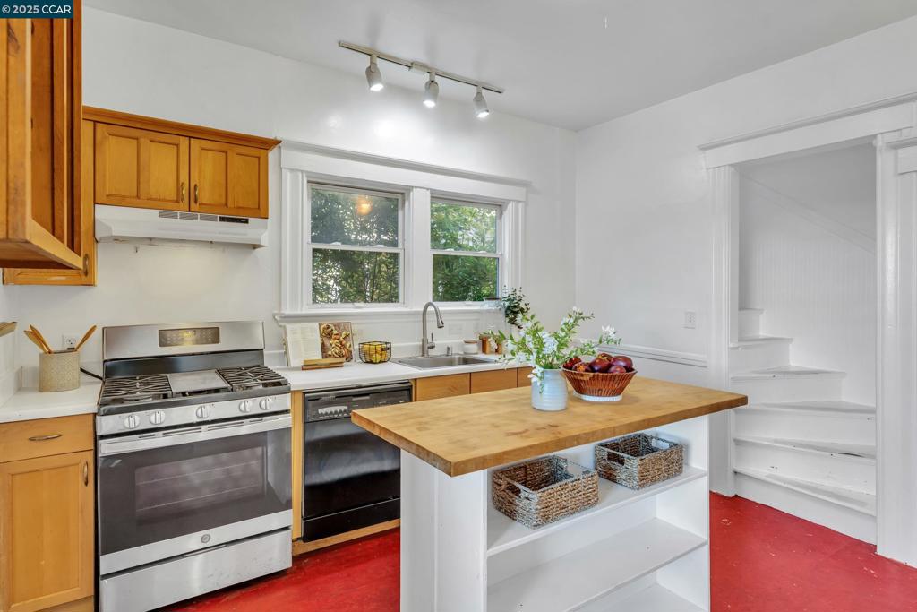 BERKELEY BOWL - Residential