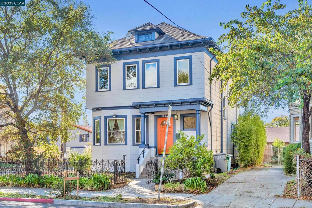 BERKELEY BOWL - Residential