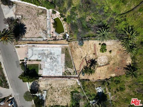 Photo of 850 Jacon Way, Pacific Palisades, CA 90272 (MLS # 26676479)