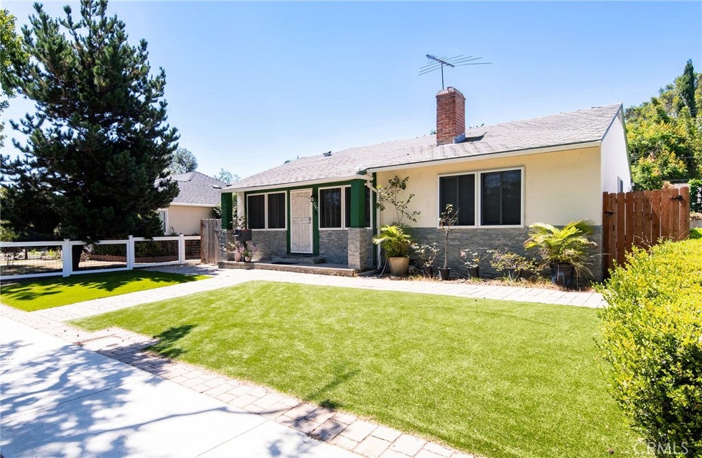 2647 Westwood