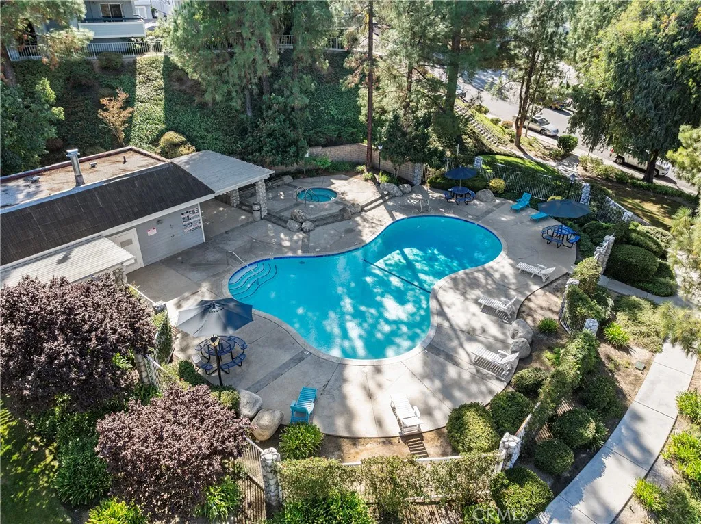 Canyon Country, California 91351, United States, 2 Bedrooms Bedrooms, ,2 BathroomsBathrooms,Residential,Pending,221292