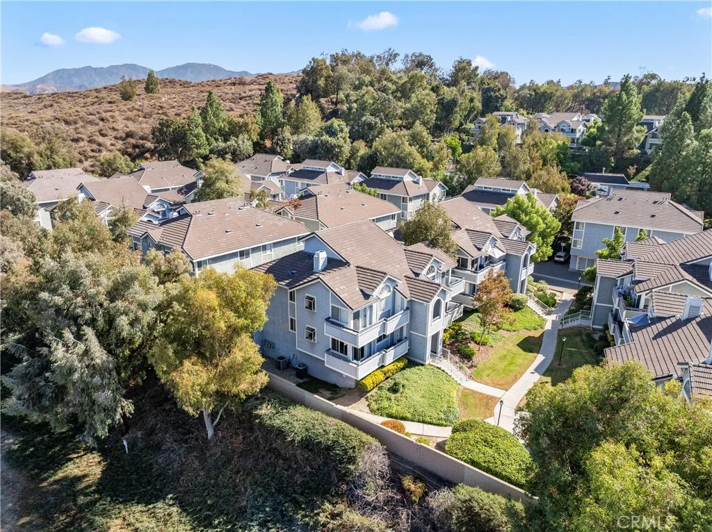 Canyon Country, California 91351, United States, 2 Bedrooms Bedrooms, ,2 BathroomsBathrooms,Residential,Pending,221292