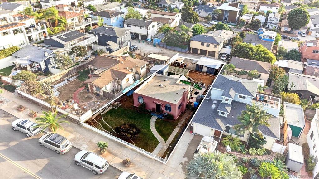 4745 Coronado