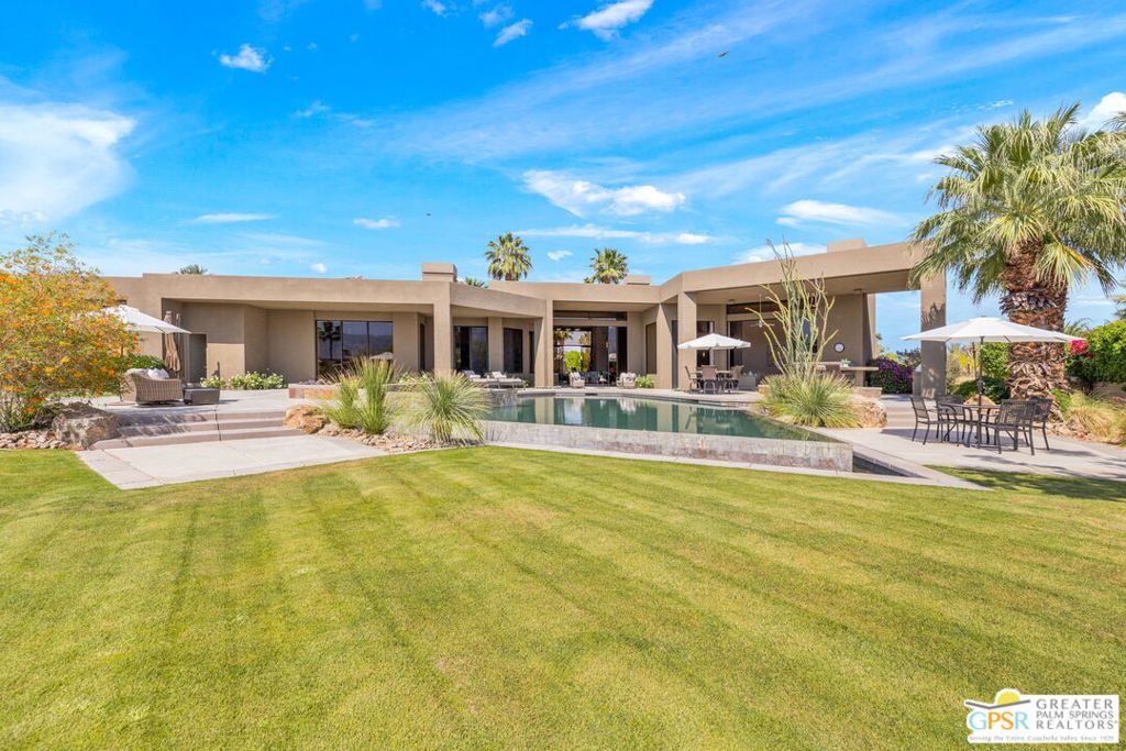 4 Paradise Cove Court