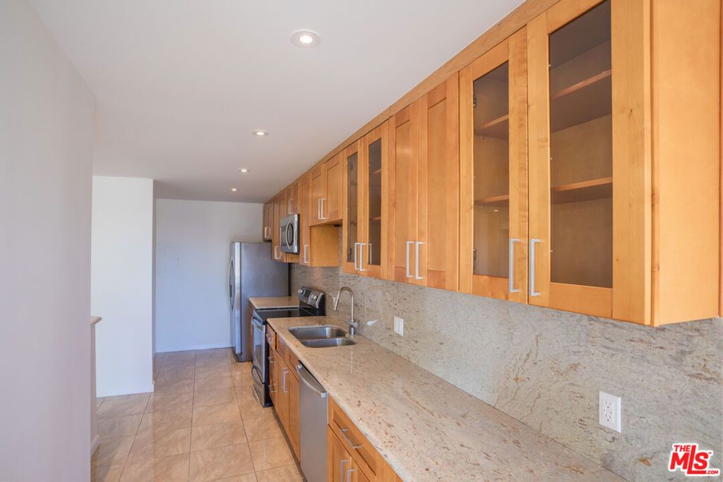 Photo of 403 N Oakhurst Drive #303, Beverly Hills, CA 90210 (MLS # 26832825)