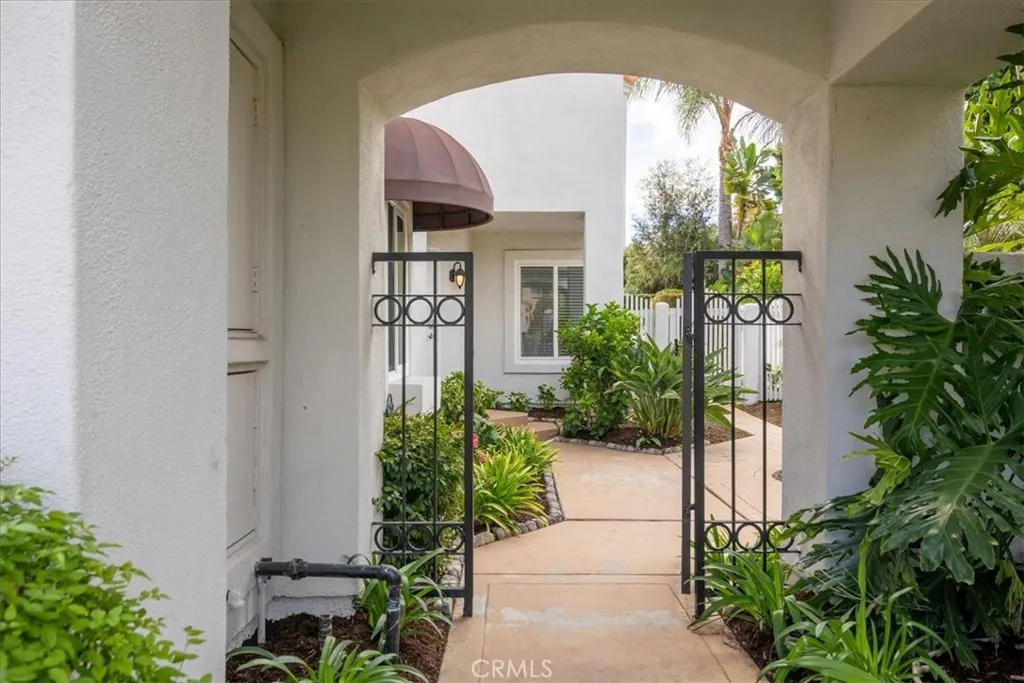 Laguna Niguel, California 92677, United States, 3 Bedrooms Bedrooms, ,3 BathroomsBathrooms,Residential,Active,217691