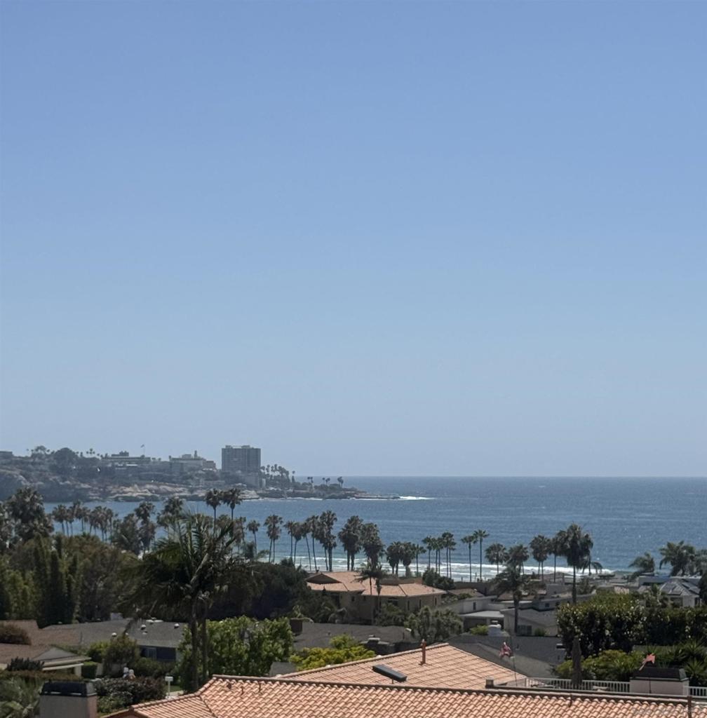 8511 Avenida De Las Ondas
