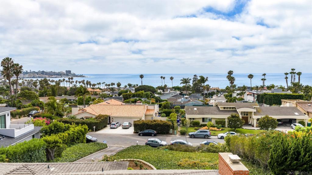 8511 Avenida De Las Ondas