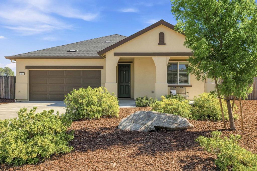 216 Raccoon Hollow Loop
