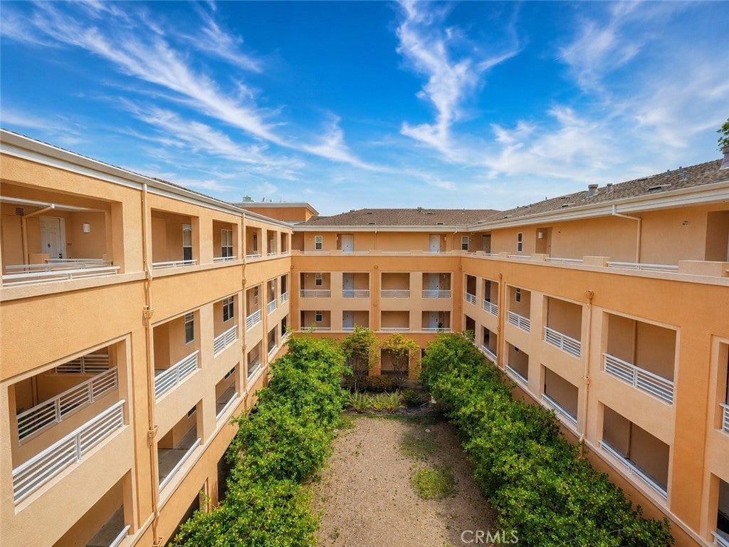 501 Crescent 5408