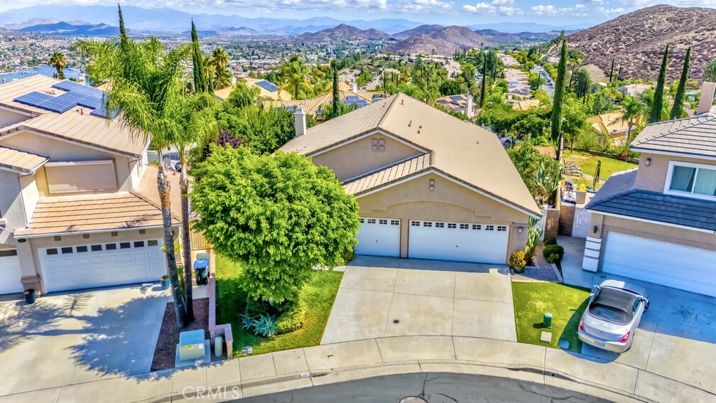 Properties 1 25 Corte Lateuza