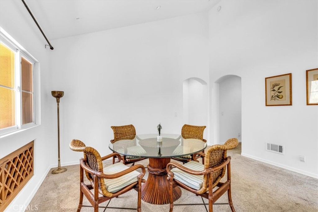 4 Veroli Court