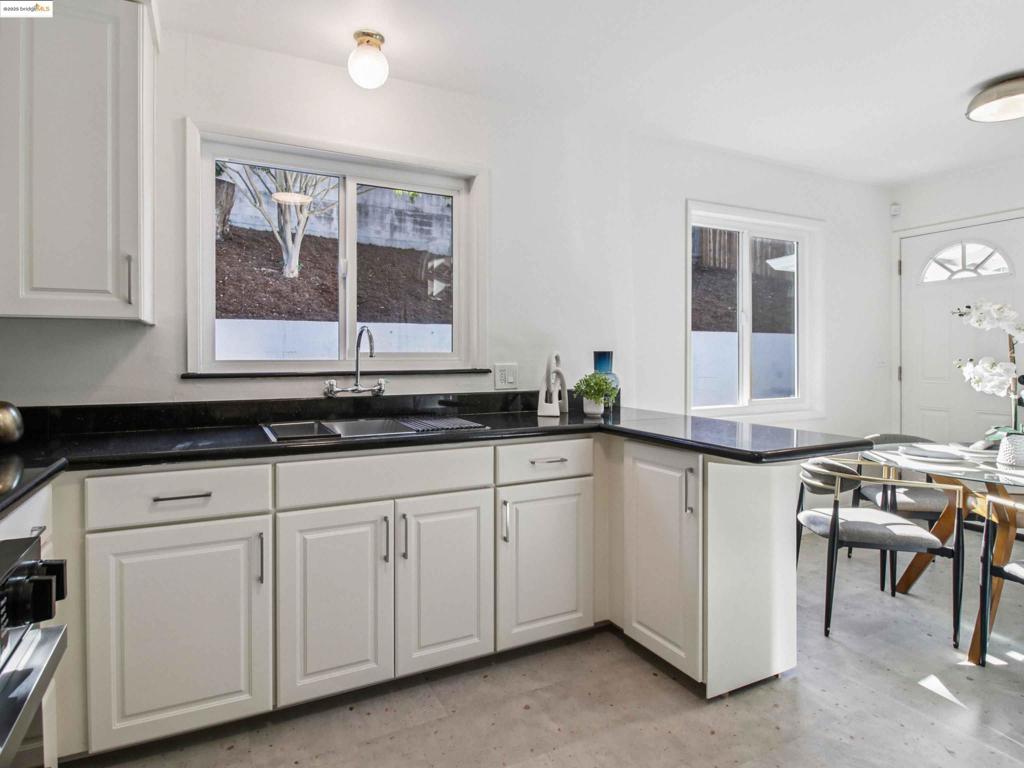 MAXWELL  PARK - Residential