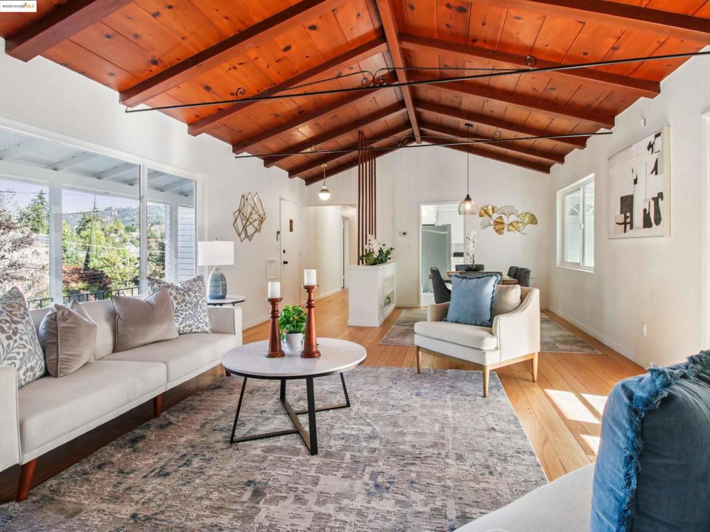 MAXWELL  PARK - Residential