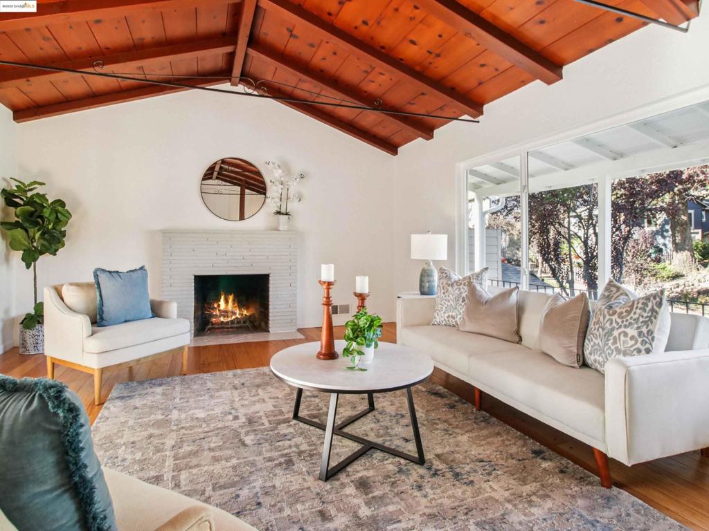 MAXWELL  PARK - Residential