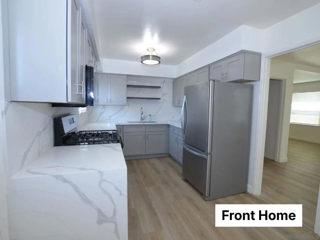 326 28 H Ave