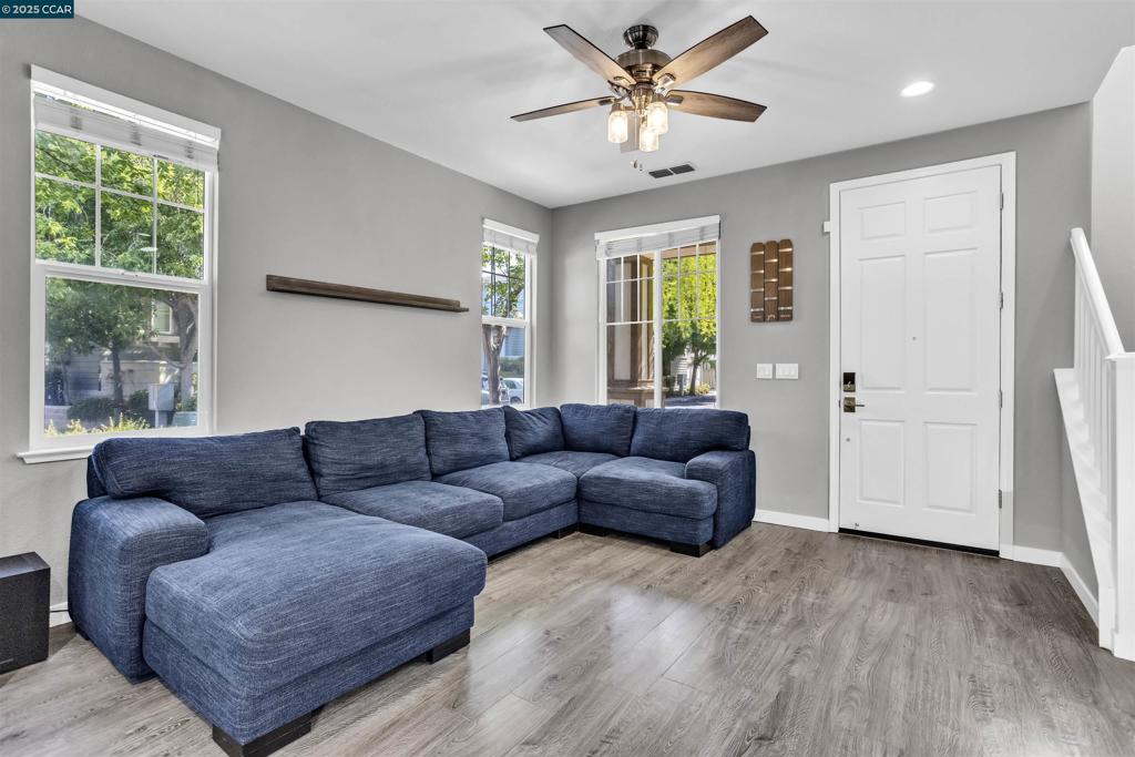 1850 Basie Ct