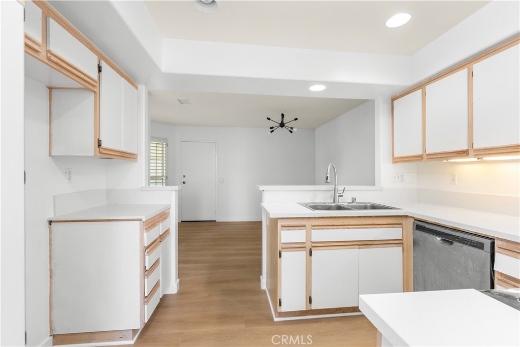 Viewpointe North (VPNR) - Residential Lease