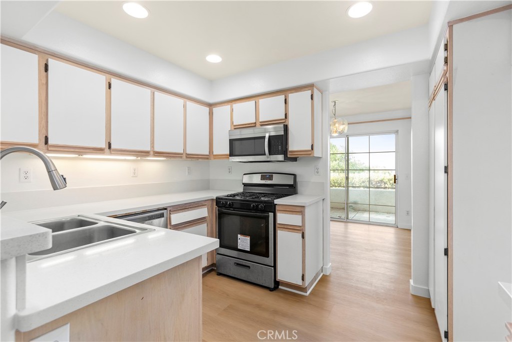 Viewpointe North (VPNR) - Residential Lease