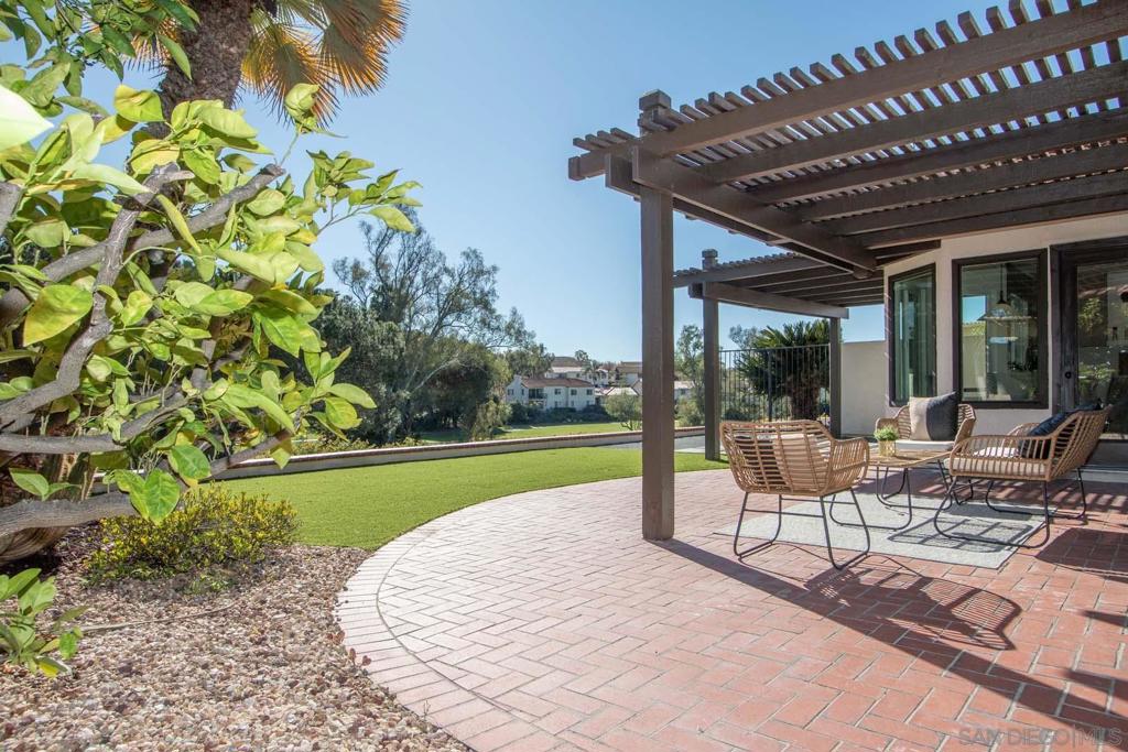 17848 Caminito Balata