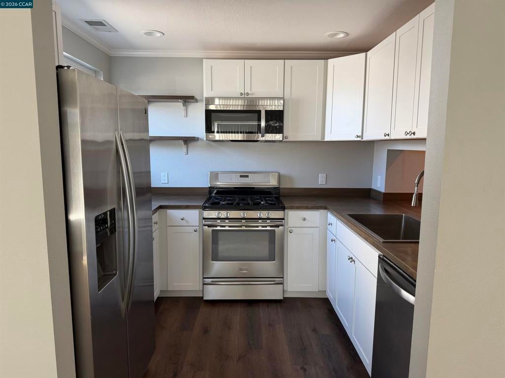 251 Arthur Rd