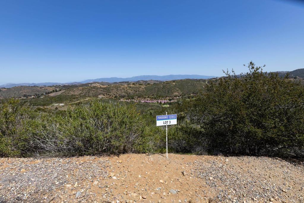 2322 Panoramic Way