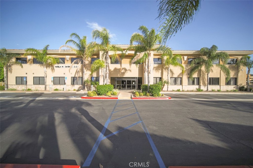 39755 Date Street 201