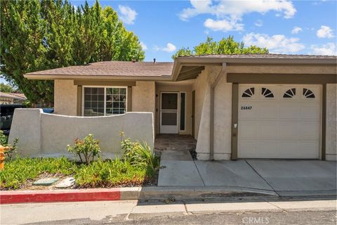 Photo of 26847 Oak Branch Circle, Newhall, CA 91321 (MLS # SR25159749) Photo of 26847 Oak Branch Circle, Newhall, CA 91321 (MLS # SR25159749)