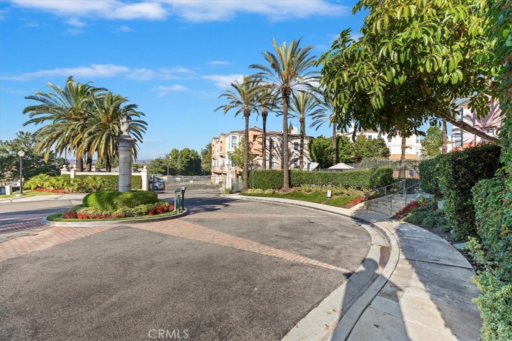 Summit Renaissance (SMRN) - Residential