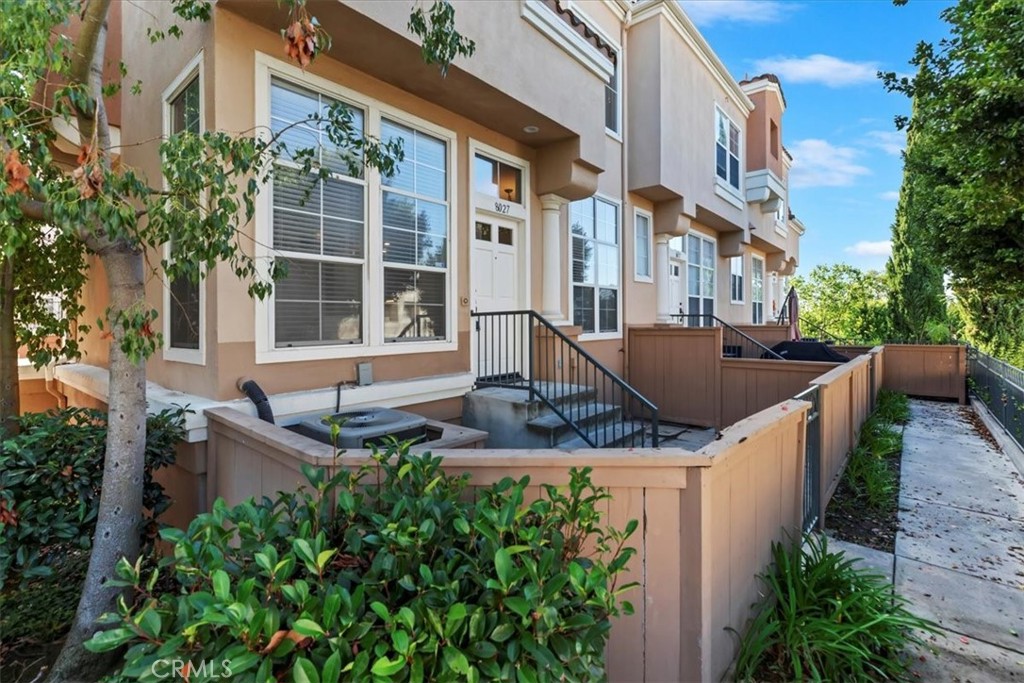 8027 E Naples
