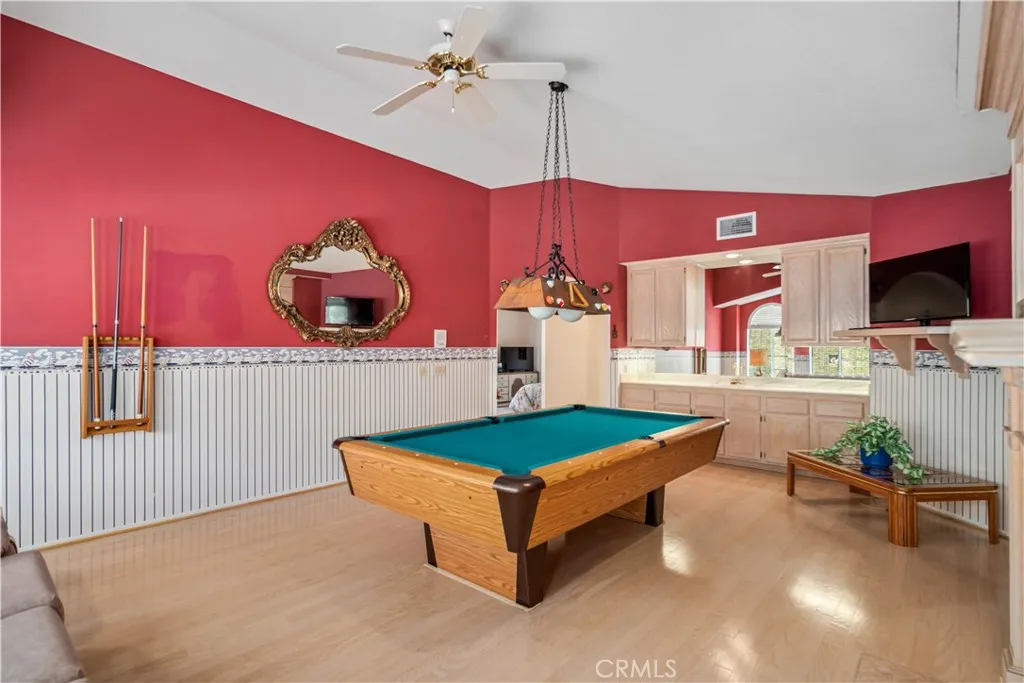 Saugus, California 91390, United States, 4 Bedrooms Bedrooms, ,3 BathroomsBathrooms,Residential,Active,142539