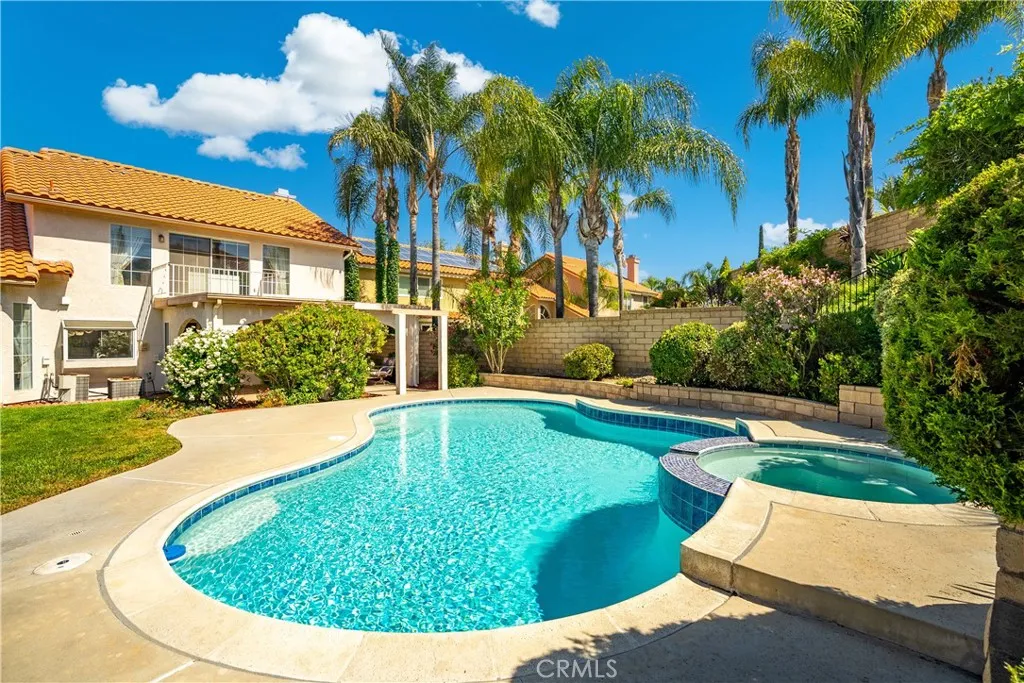 Saugus, California 91390, United States, 4 Bedrooms Bedrooms, ,3 BathroomsBathrooms,Residential,Active,142539