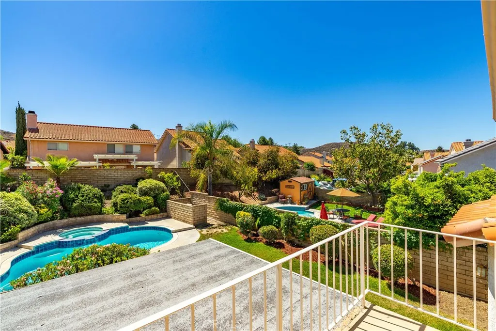 Saugus, California 91390, United States, 4 Bedrooms Bedrooms, ,3 BathroomsBathrooms,Residential,Active,142539