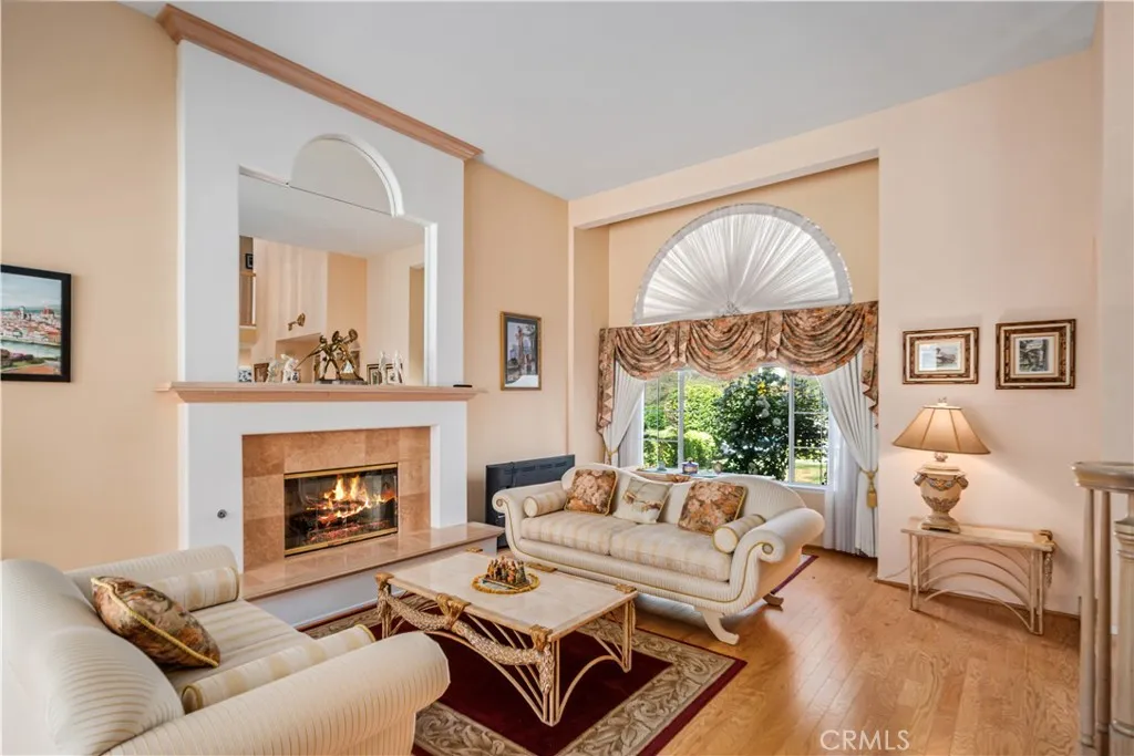 Saugus, California 91390, United States, 4 Bedrooms Bedrooms, ,3 BathroomsBathrooms,Residential,Active,142539