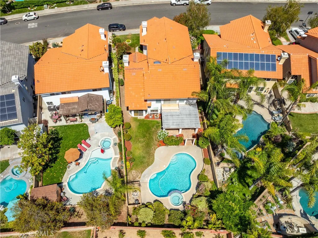 Saugus, California 91390, United States, 4 Bedrooms Bedrooms, ,3 BathroomsBathrooms,Residential,Active,142539