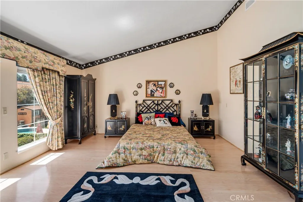 Saugus, California 91390, United States, 4 Bedrooms Bedrooms, ,3 BathroomsBathrooms,Residential,Active,142539